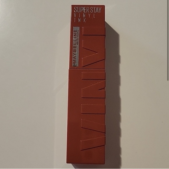 Maybelline Super Stay Vinyl Ink Liquid Lipstick, 125 KEEN - Picture 2 of 3